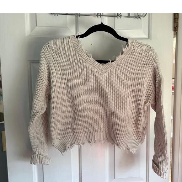 Jessica Simpson cropped distressed Beige XS sweater - Picture 1 of 6
